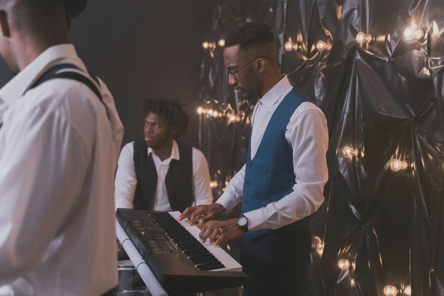 Практичні завдання з налаштування звукових ефектів у професійному редакторі